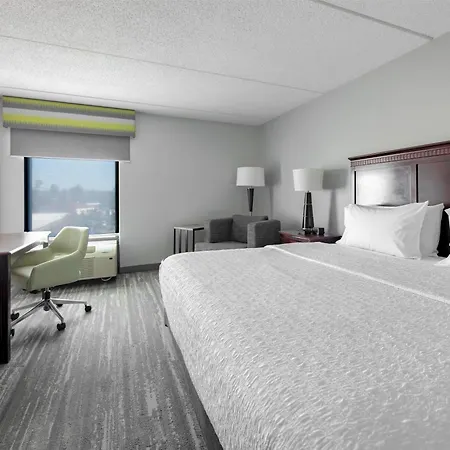 Hampton Inn Newport News-Yorktown Exterior photo