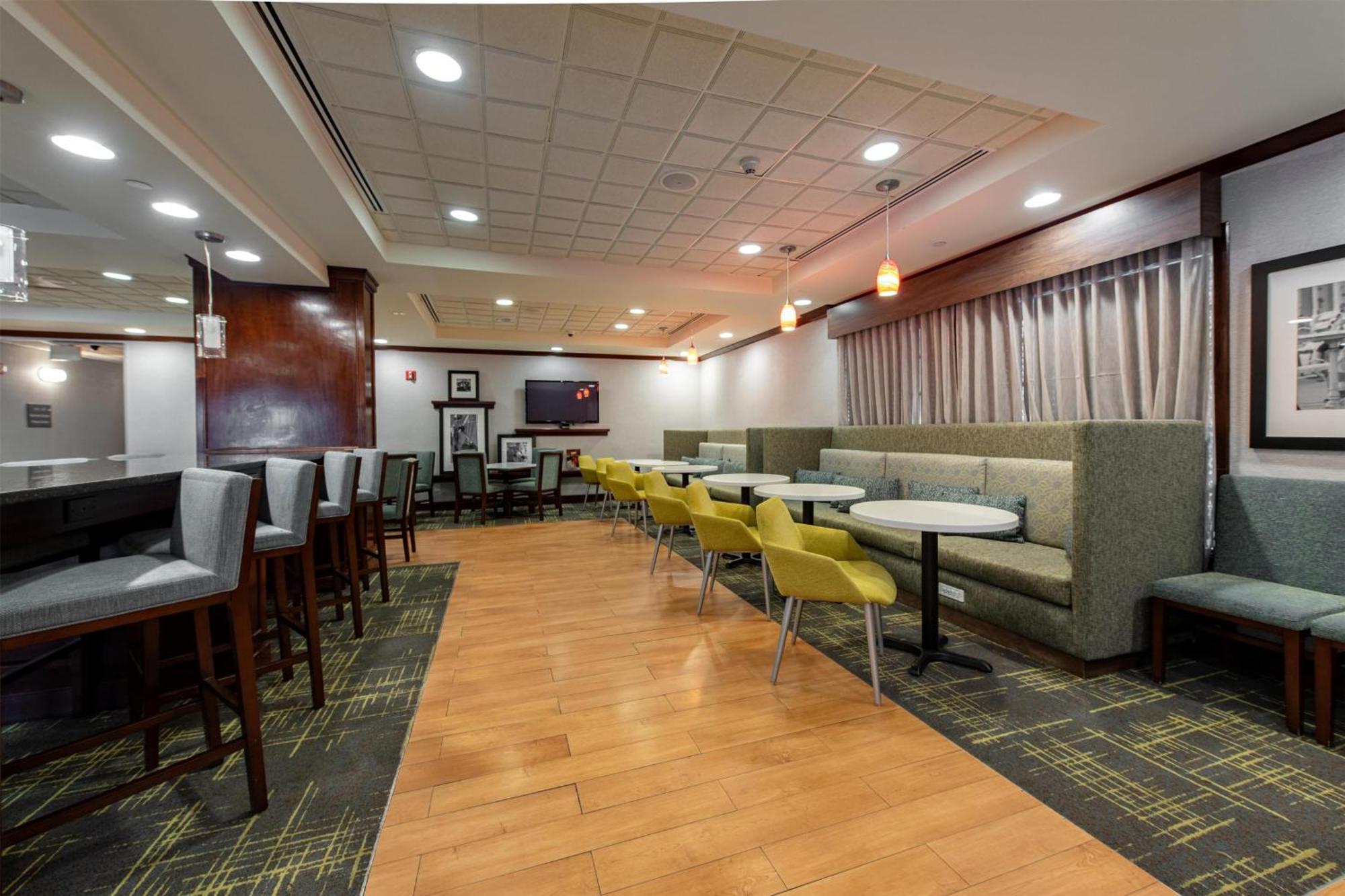 Hampton Newport News-yorktown Hotel 3*